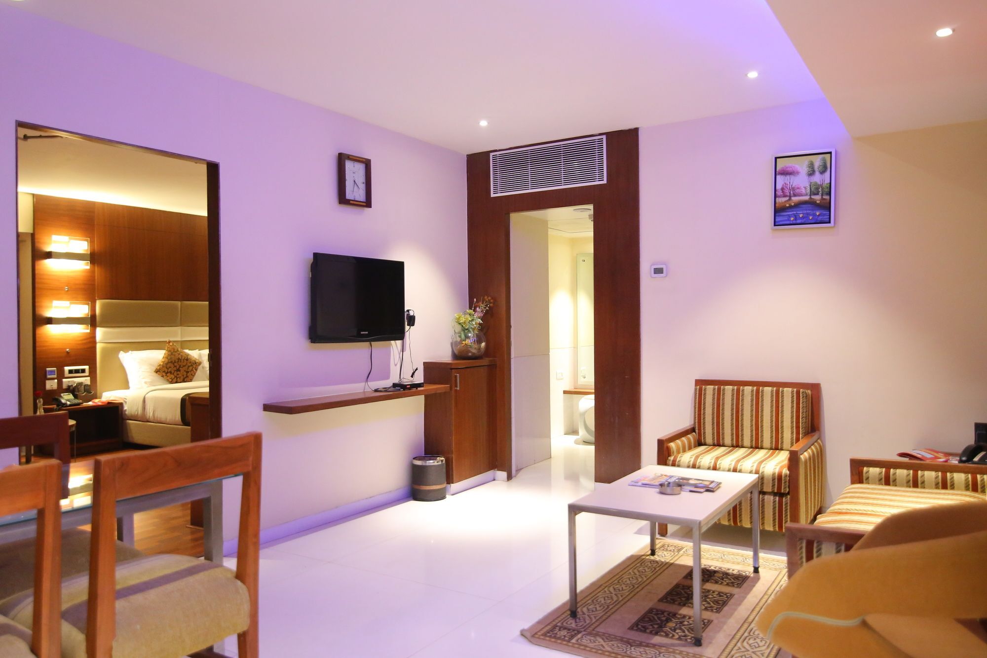 Hotel Daspalla Visákhapatnam Kültér fotó
